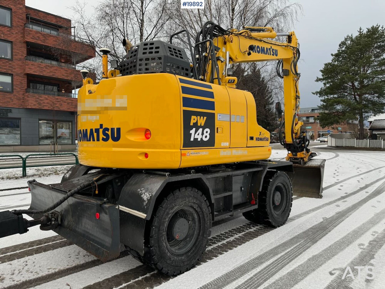 Komatsu PW148-11 - Kolesové rýpadlo: obrázek 5 Komatsu PW148-11 - Kolesové rýpadlo: obrázek 5