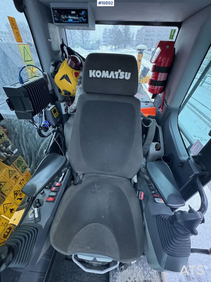 Kolesové rýpadlo Komatsu PW148-11: obrázek 37