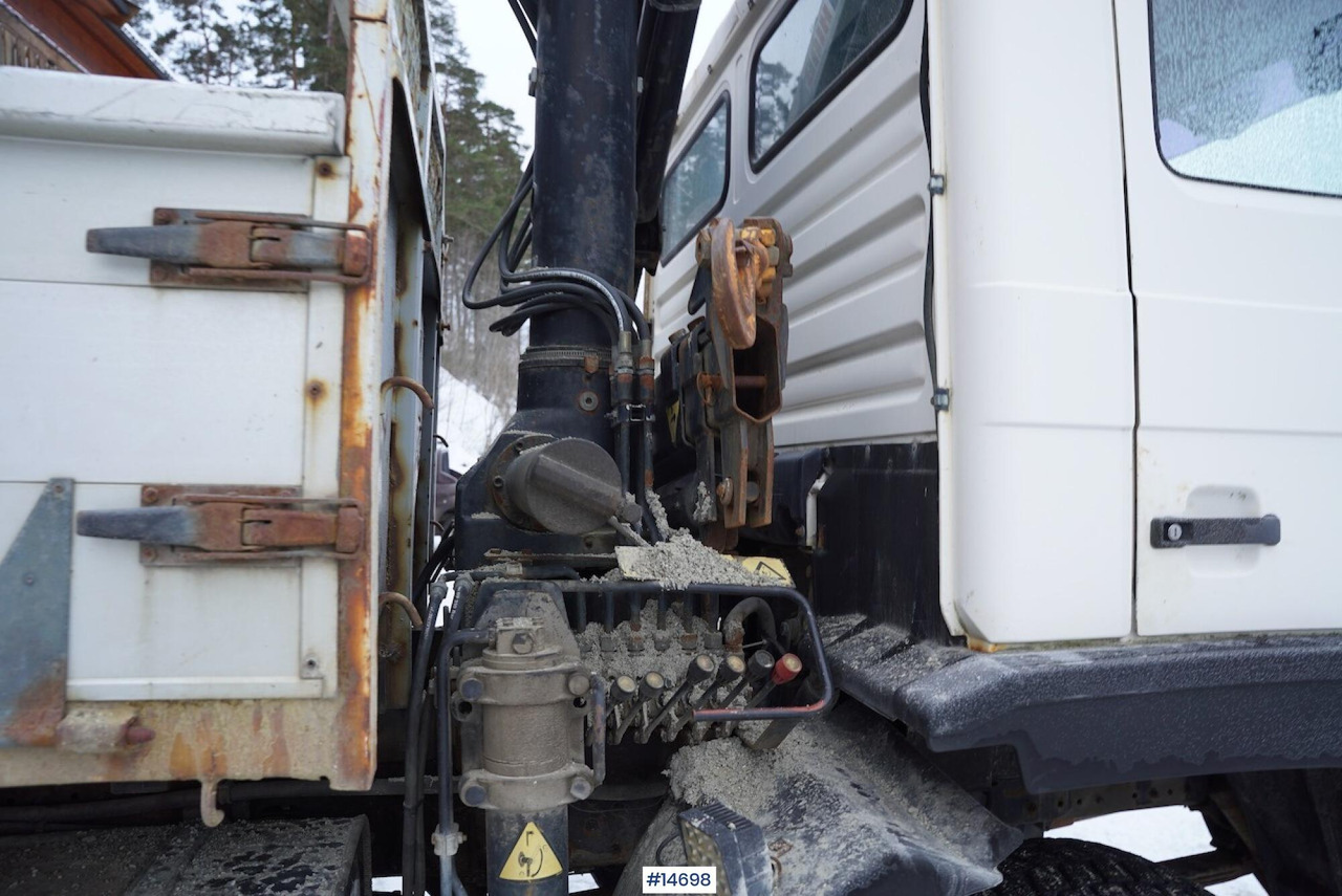 Nákladní automobil valníkový/ Plošinový, Auto s hydraulickou rukou MAN 13.232: obrázek 29