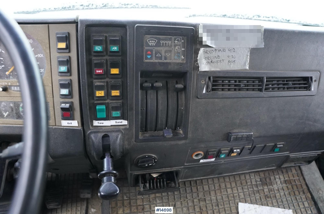 Nákladní automobil valníkový/ Plošinový, Auto s hydraulickou rukou MAN 13.232: obrázek 38