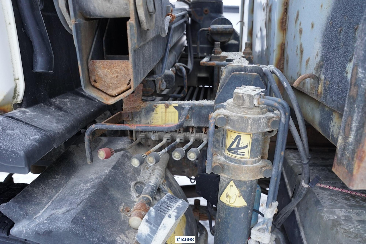 Nákladní automobil valníkový/ Plošinový, Auto s hydraulickou rukou MAN 13.232: obrázek 22