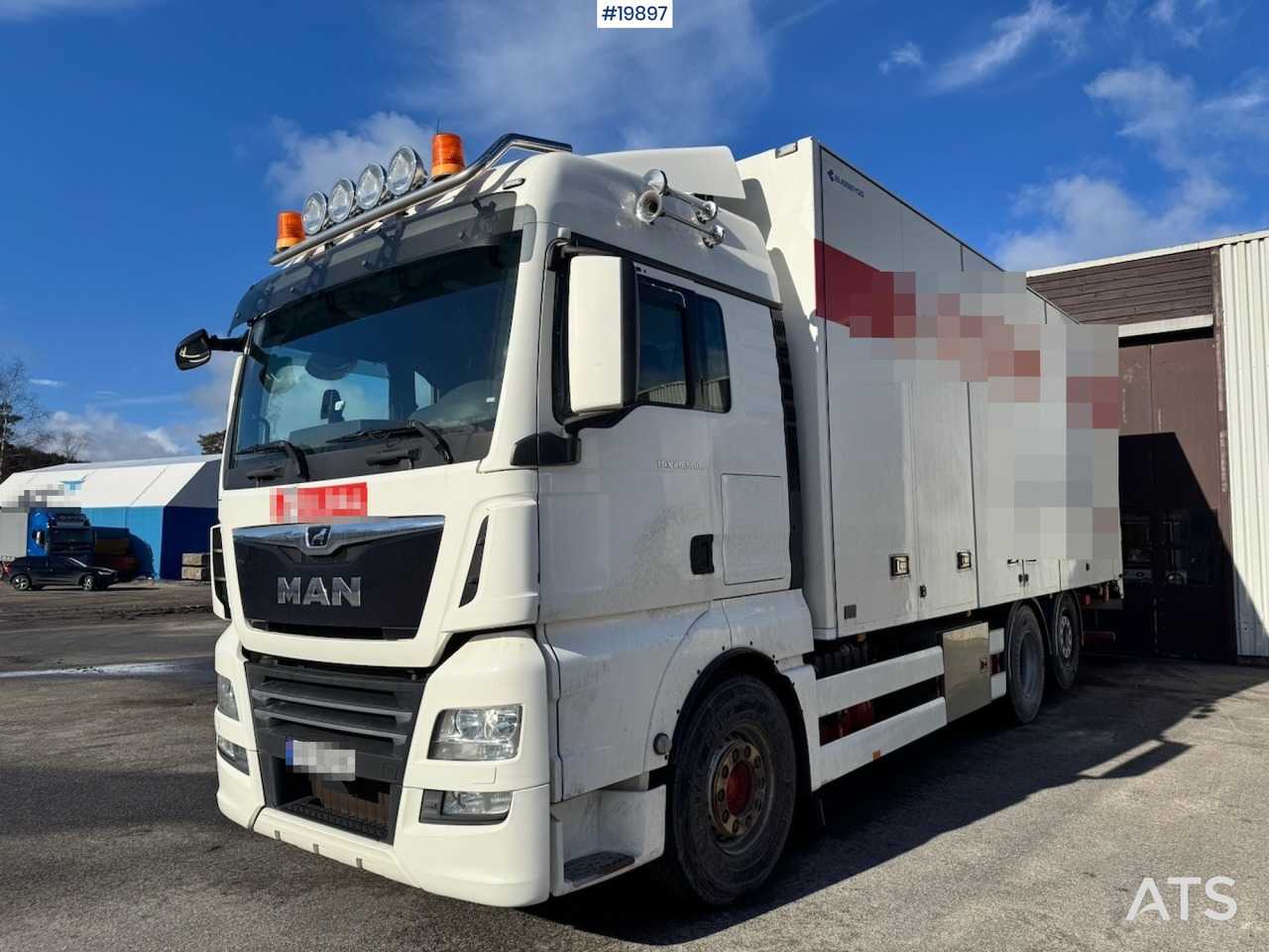 MAN TGX 26.500 - Skříňový nákladní auto: obrázek 1 MAN TGX 26.500 - Skříňový nákladní auto: obrázek 1