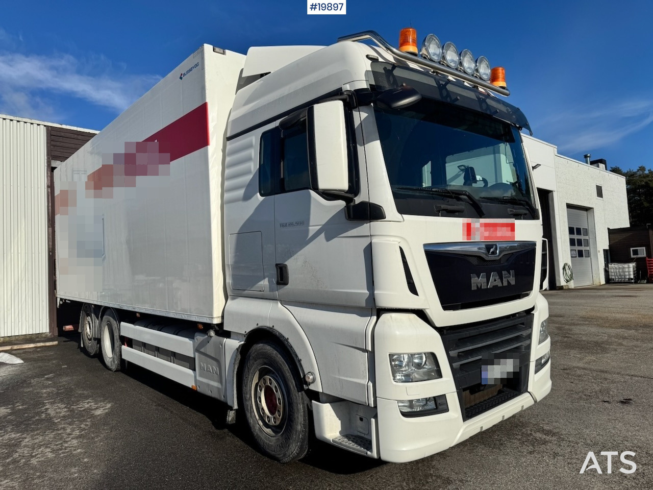 MAN TGX 26.500 - Skříňový nákladní auto: obrázek 3 MAN TGX 26.500 - Skříňový nákladní auto: obrázek 3