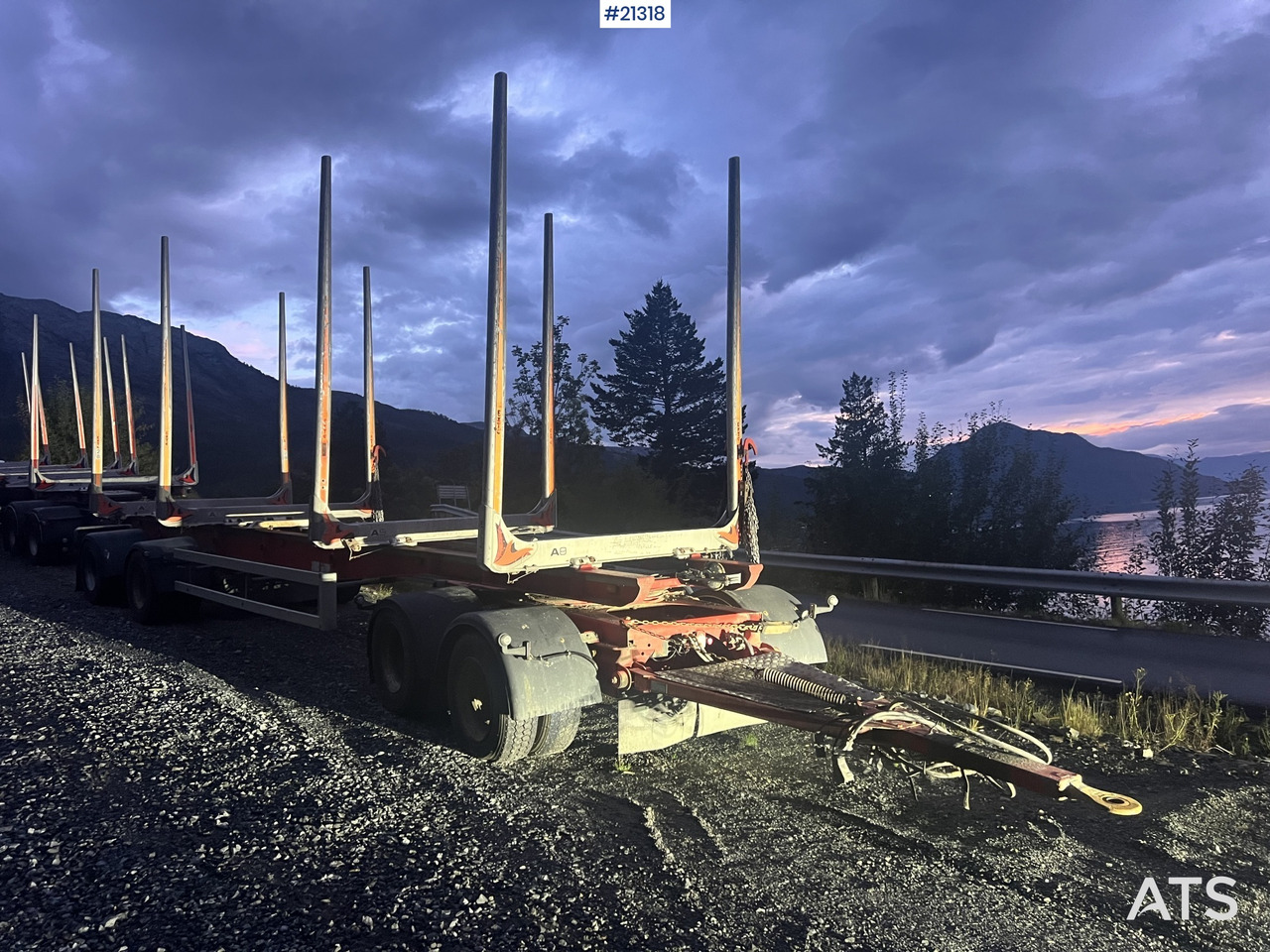 MVB10 MVB10-FLS4 4 akslet Tømmerhenger - Klanicový přívěs: obrázek 1 MVB10 MVB10-FLS4 4 akslet Tømmerhenger - Klanicový přívěs: obrázek 1