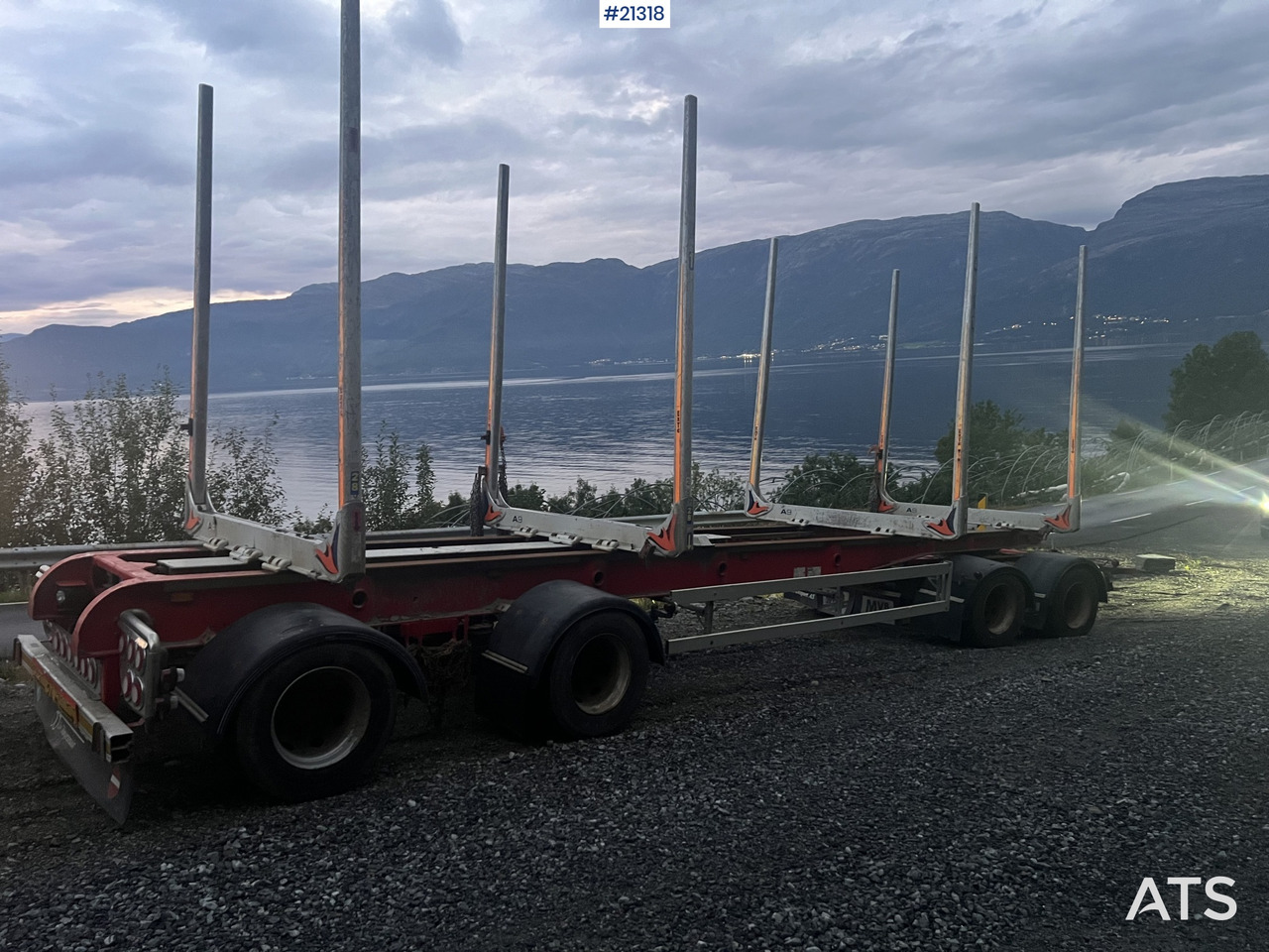 MVB10 MVB10-FLS4 4 akslet Tømmerhenger - Klanicový přívěs: obrázek 3 MVB10 MVB10-FLS4 4 akslet Tømmerhenger - Klanicový přívěs: obrázek 3