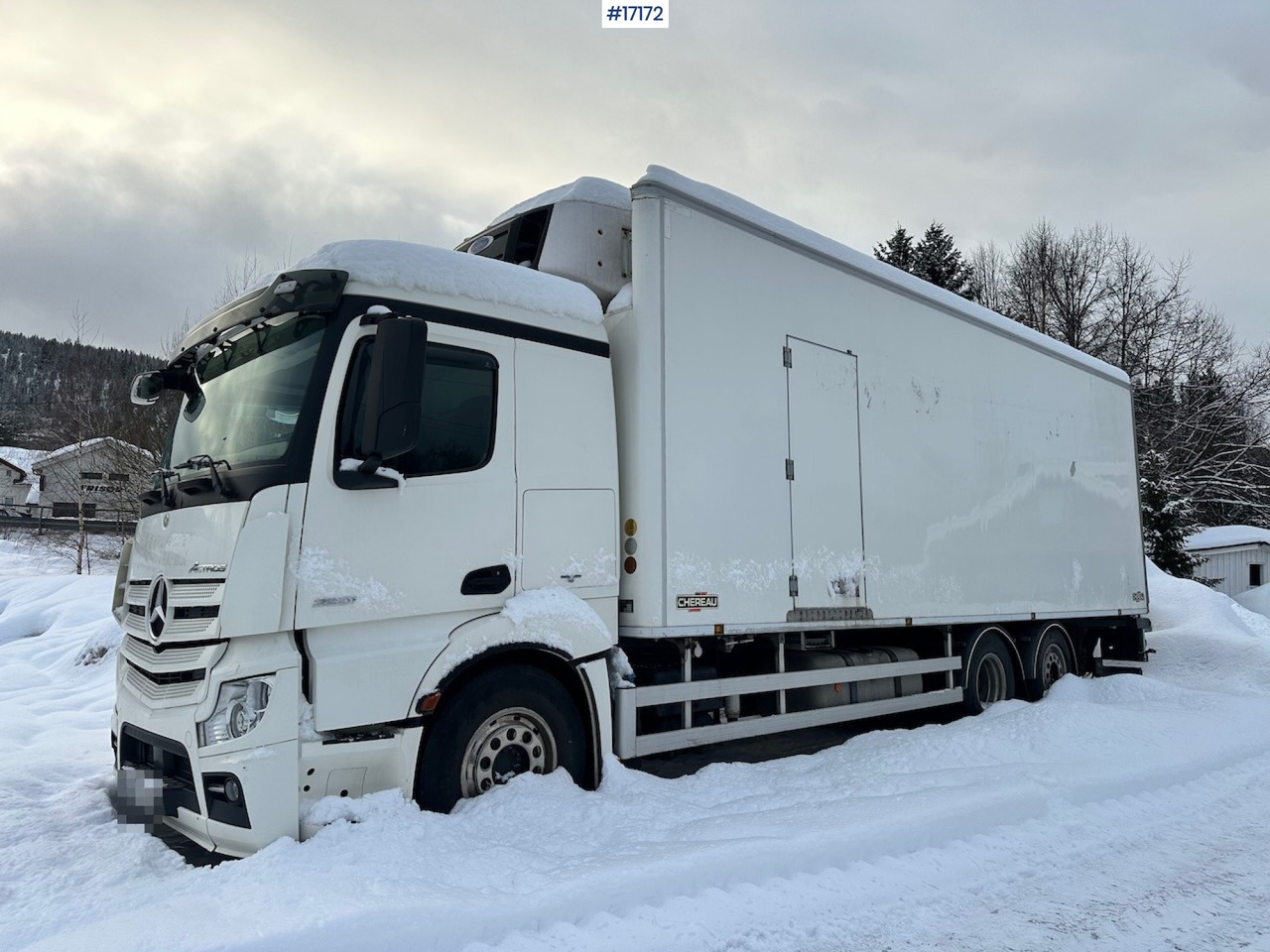 Mercedes Actros 2551 - Skříňový nákladní auto: obrázek 2 Mercedes Actros 2551 - Skříňový nákladní auto: obrázek 2