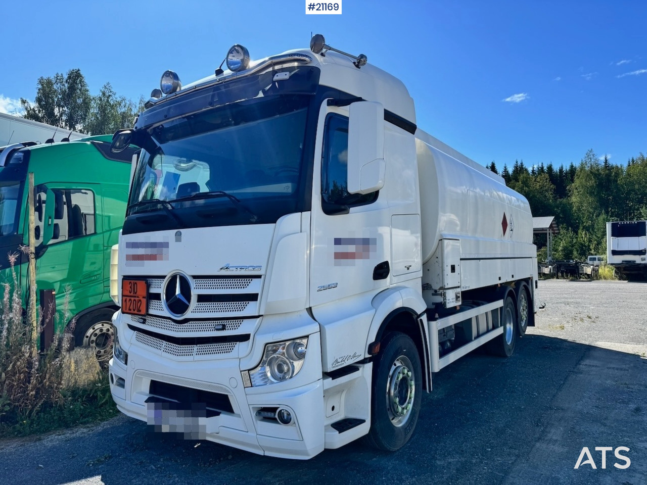 Mercedes Actros 2553 - Cisternové vozidlo: obrázek 1 Mercedes Actros 2553 - Cisternové vozidlo: obrázek 1