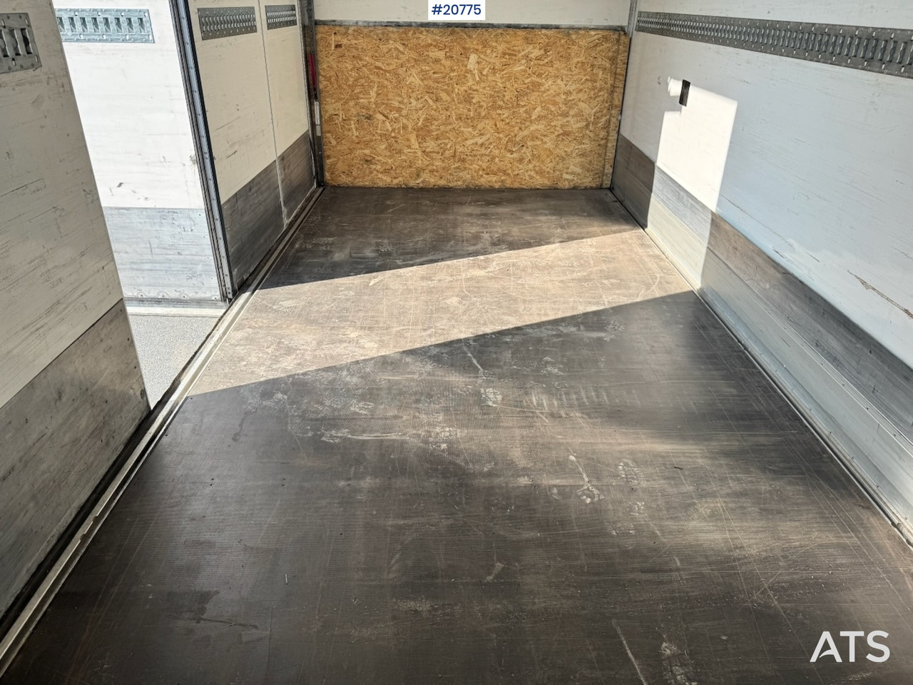 Mercedes Actros leasing Mercedes Actros: obrázek 25 Mercedes Actros leasing Mercedes Actros: obrázek 25