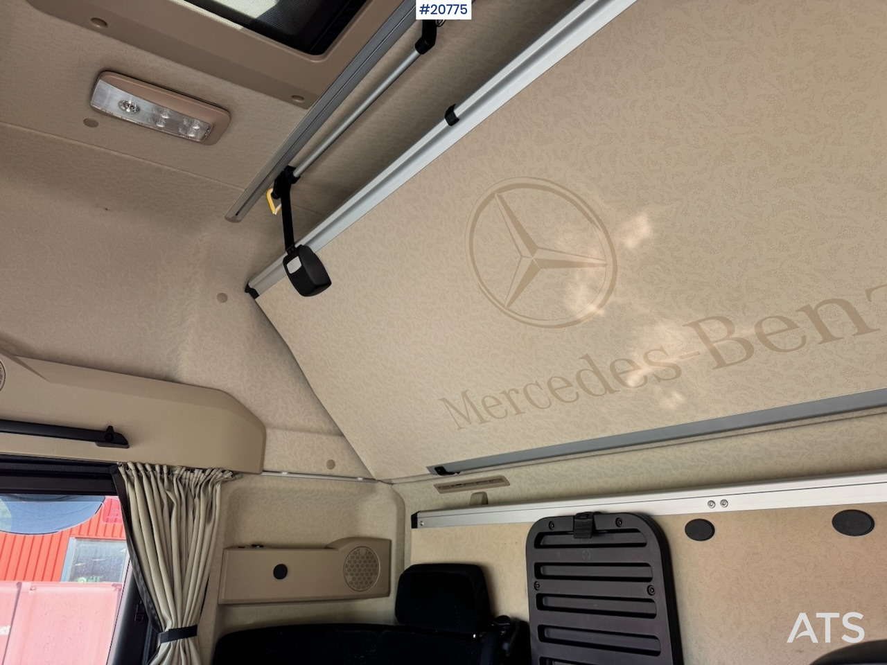 Mercedes Actros leasing Mercedes Actros: obrázek 31 Mercedes Actros leasing Mercedes Actros: obrázek 31