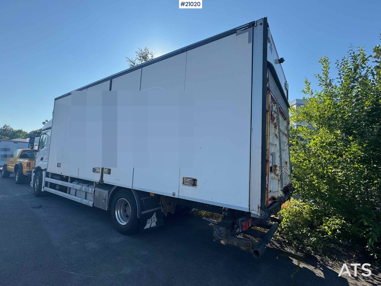 Mercedes Actros - Skříňový nákladní auto: obrázek 4 Mercedes Actros - Skříňový nákladní auto: obrázek 4