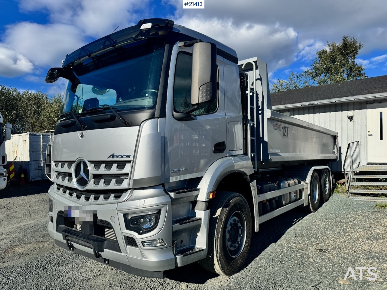 Mercedes Arocs 2543 - Hákový nosič kontejnerů: obrázek 2 Mercedes Arocs 2543 - Hákový nosič kontejnerů: obrázek 2