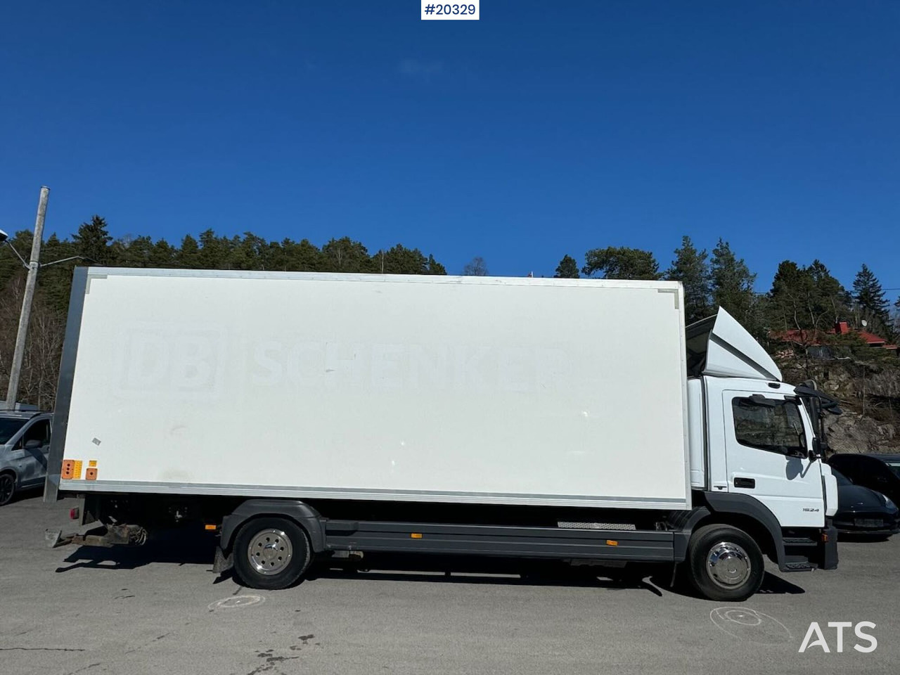 Mercedes Atego 1524 - Skříňový nákladní auto: obrázek 4 Mercedes Atego 1524 - Skříňový nákladní auto: obrázek 4