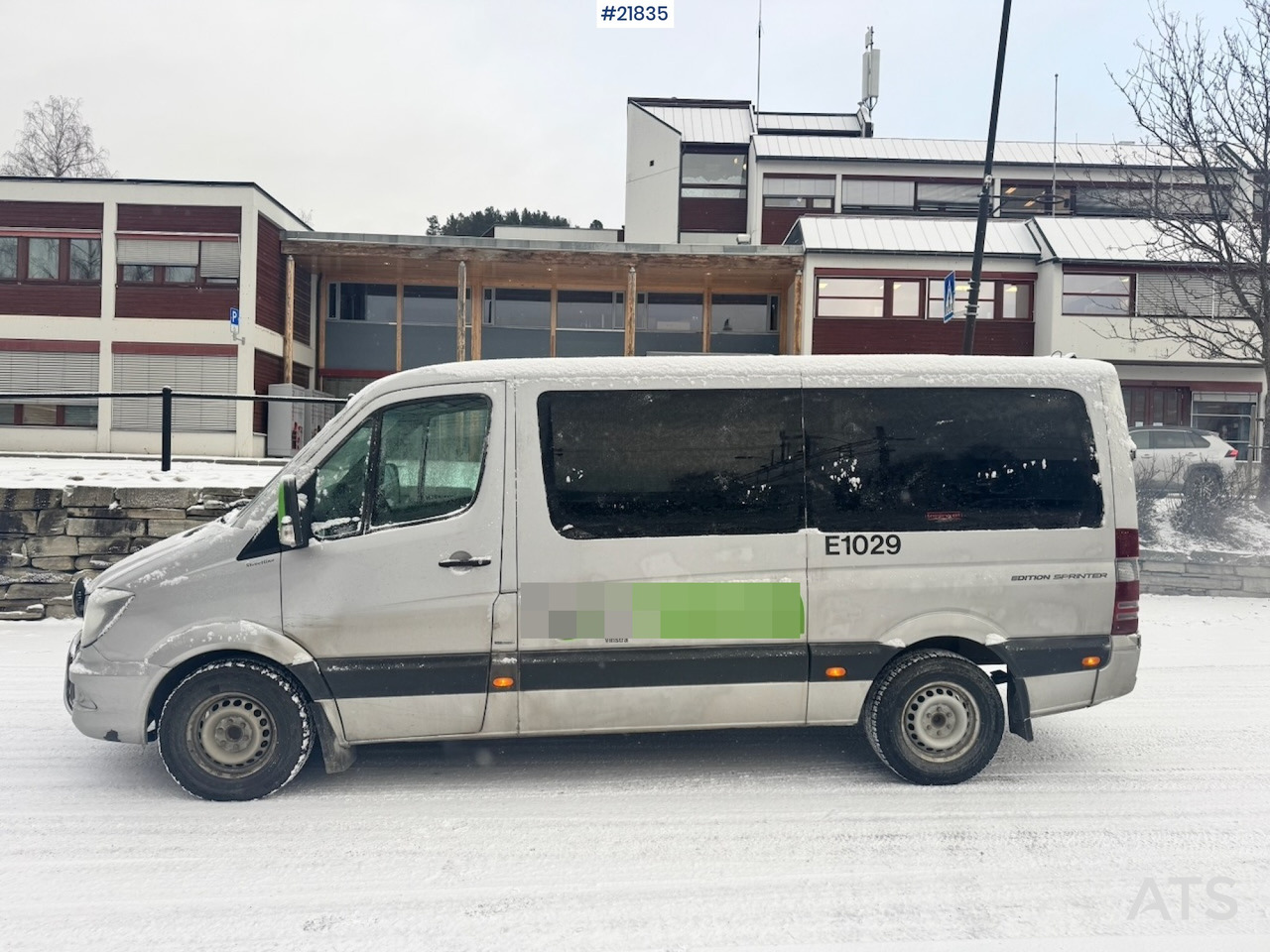 Mercedes Sprinter 316 Minibuss. 9 seter og Rullestolrampe. SE VIDEO - Minibus, Mikrobus: obrázek 3 Mercedes Sprinter 316 Minibuss. 9 seter og Rullestolrampe. SE VIDEO - Minibus, Mikrobus: obrázek 3