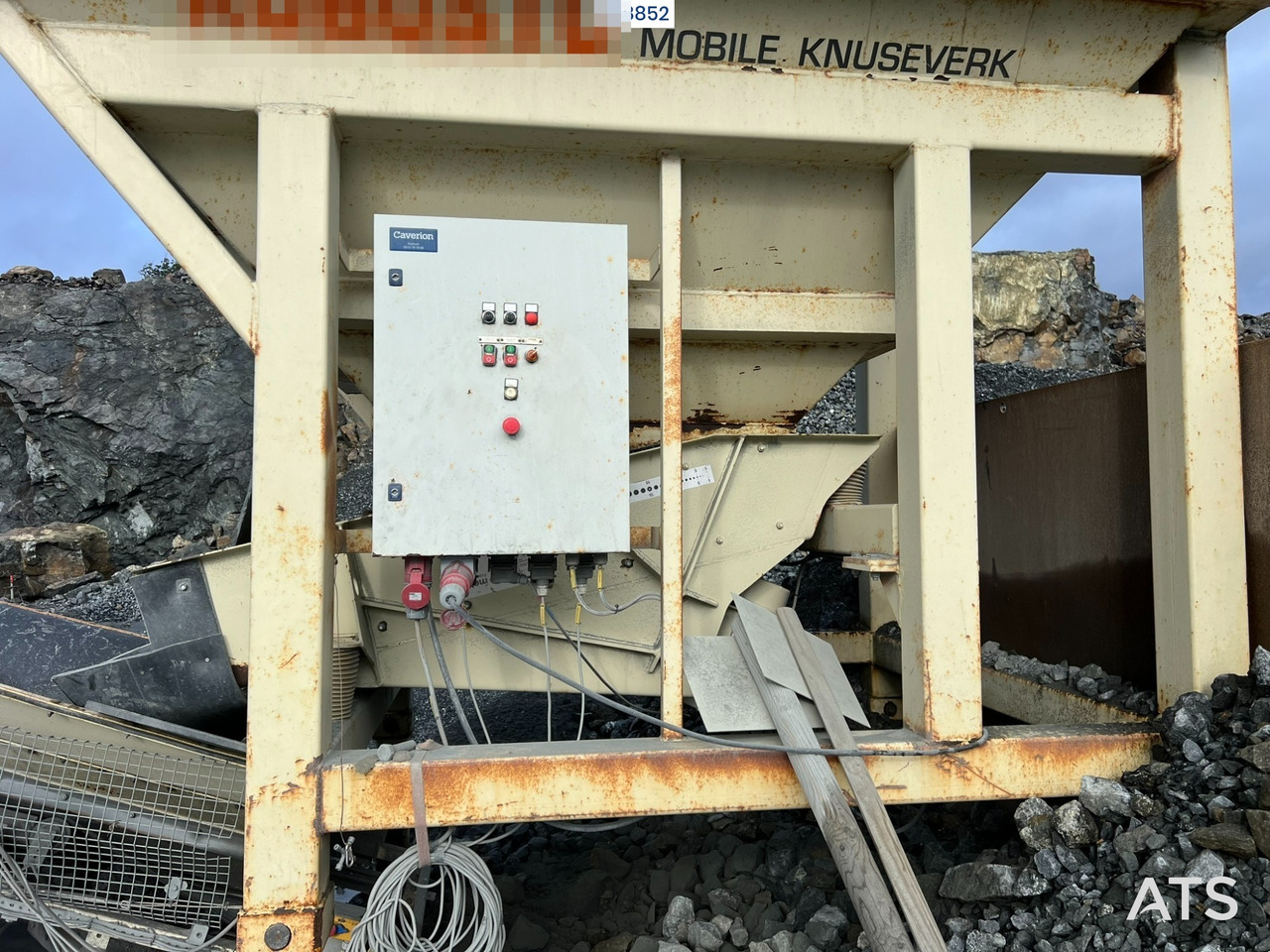 Mobilní drtič Metso Lokotrack LT220D Finknuser m/ sikt, matekasse og transportbånd: obrázek 31