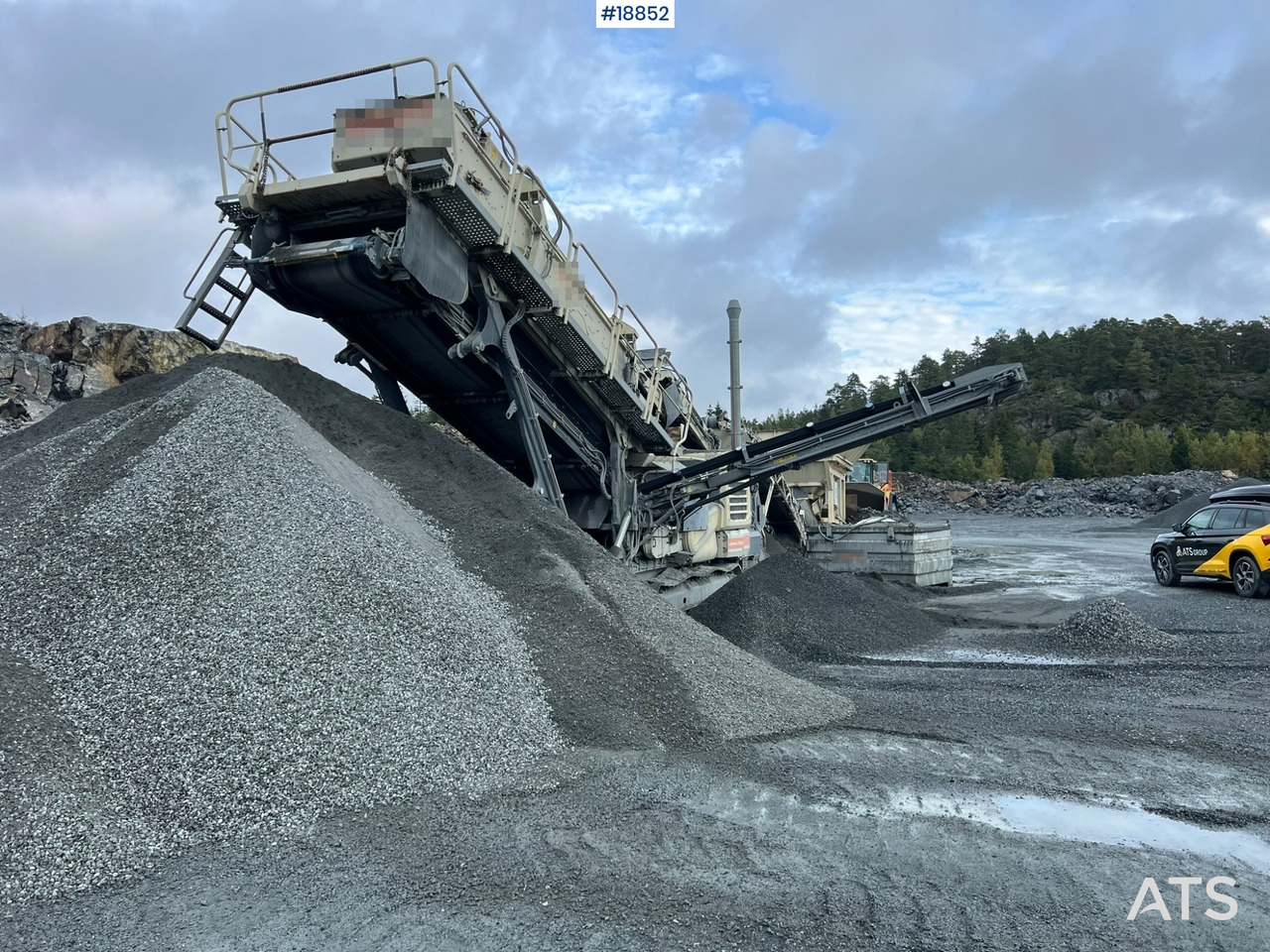 Mobilní drtič Metso Lokotrack LT220D Finknuser m/ sikt, matekasse og transportbånd: obrázek 11