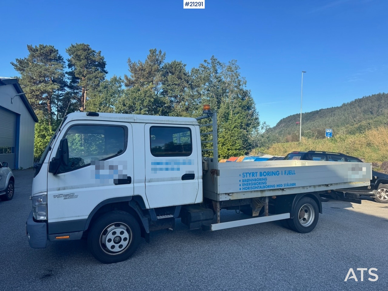 Mitsubishi Fuso Canter - Nákladní automobil valníkový/ Plošinový: obrázek 2 Mitsubishi Fuso Canter - Nákladní automobil valníkový/ Plošinový: obrázek 2