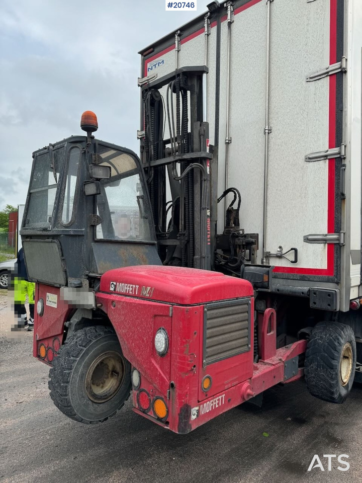 Moffett M4 25.4 - Závěsný vysokozdvižný vozík: obrázek 4 Moffett M4 25.4 - Závěsný vysokozdvižný vozík: obrázek 4