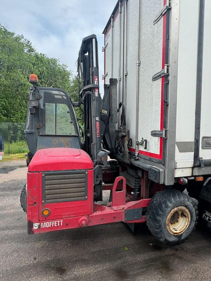 Moffett M4 25.4 - Závěsný vysokozdvižný vozík: obrázek 5 Moffett M4 25.4 - Závěsný vysokozdvižný vozík: obrázek 5