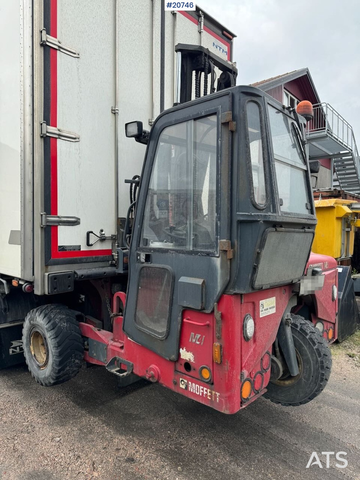 Moffett M4 25.4 - Závěsný vysokozdvižný vozík: obrázek 2 Moffett M4 25.4 - Závěsný vysokozdvižný vozík: obrázek 2