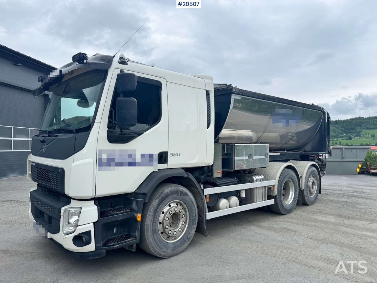Volvo FE320 - Nákladní auto, Technika pro ukládaní asfaltu: obrázek 3 Volvo FE320 - Nákladní auto, Technika pro ukládaní asfaltu: obrázek 3