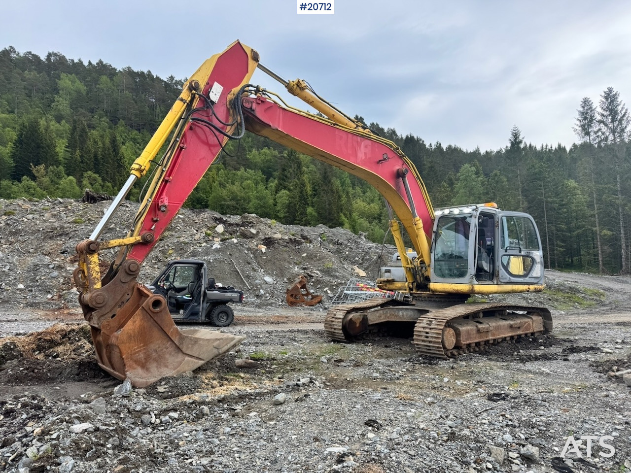 New Holland kobelco E305B - Rýpadlo: obrázek 1 New Holland kobelco E305B - Rýpadlo: obrázek 1