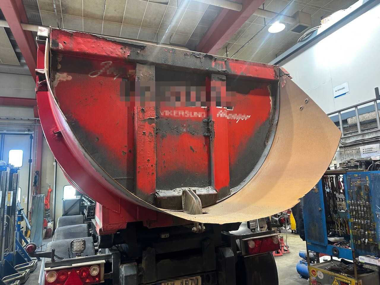 Nor-Slep SE-42 3 akslet tippsemi m/ kapellduk - Sklápěcí návěs: obrázek 4 Nor-Slep SE-42 3 akslet tippsemi m/ kapellduk - Sklápěcí návěs: obrázek 4