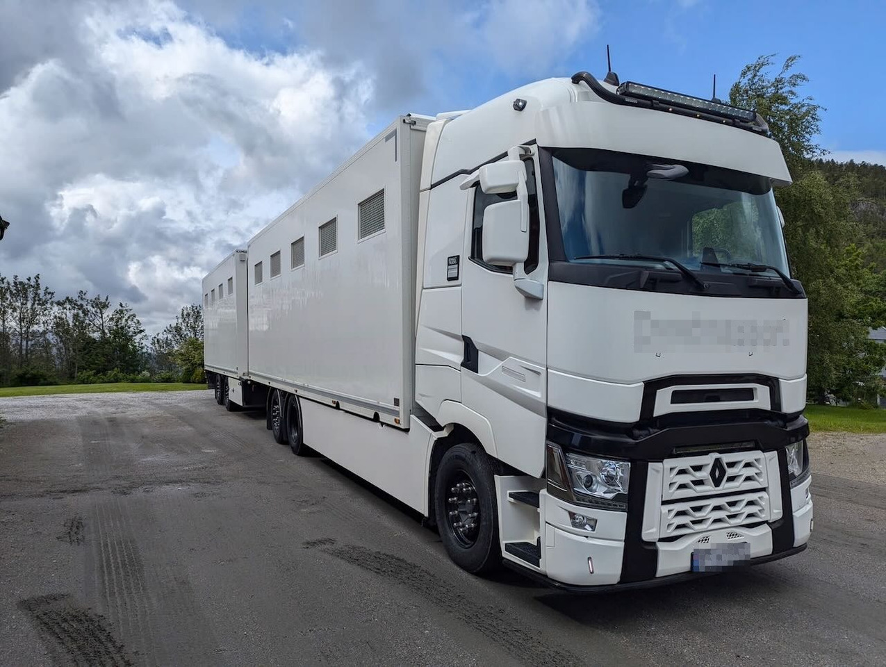 Renault 520T High 6x2 Dyretransportbil m/ HFR Henger - Přepravník zvířat: obrázek 3 Renault 520T High 6x2 Dyretransportbil m/ HFR Henger - Přepravník zvířat: obrázek 3