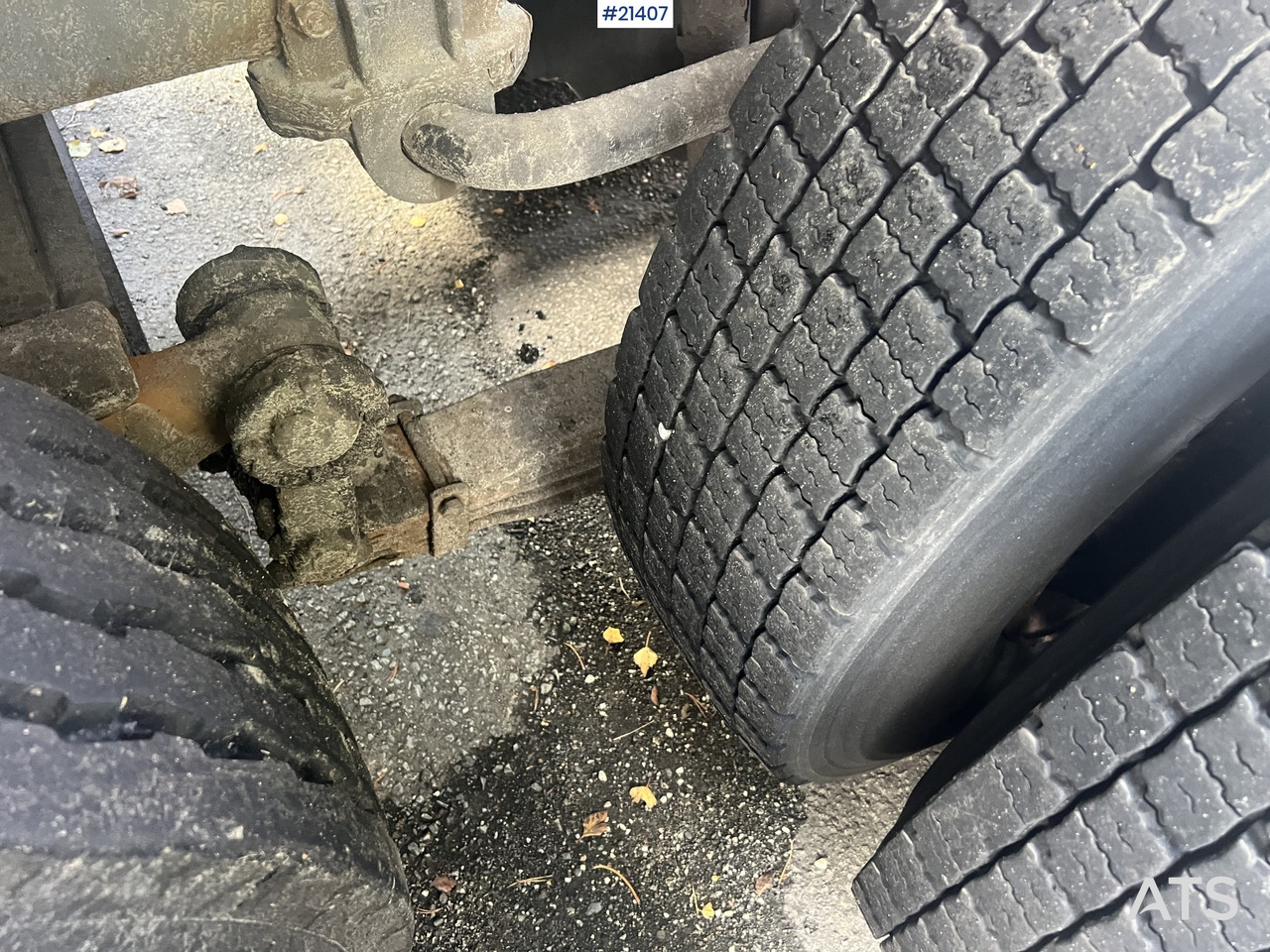 Sklápěč Scania P124G: obrázek 15