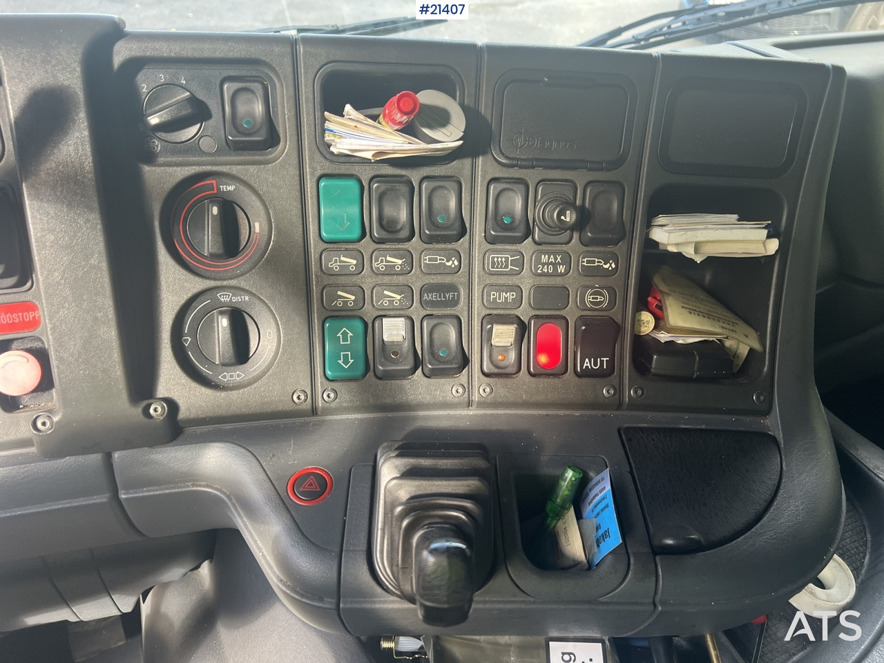 Sklápěč Scania P124G: obrázek 33