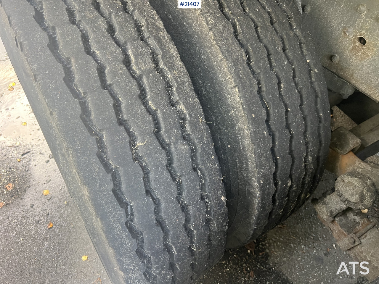 Sklápěč Scania P124G: obrázek 14