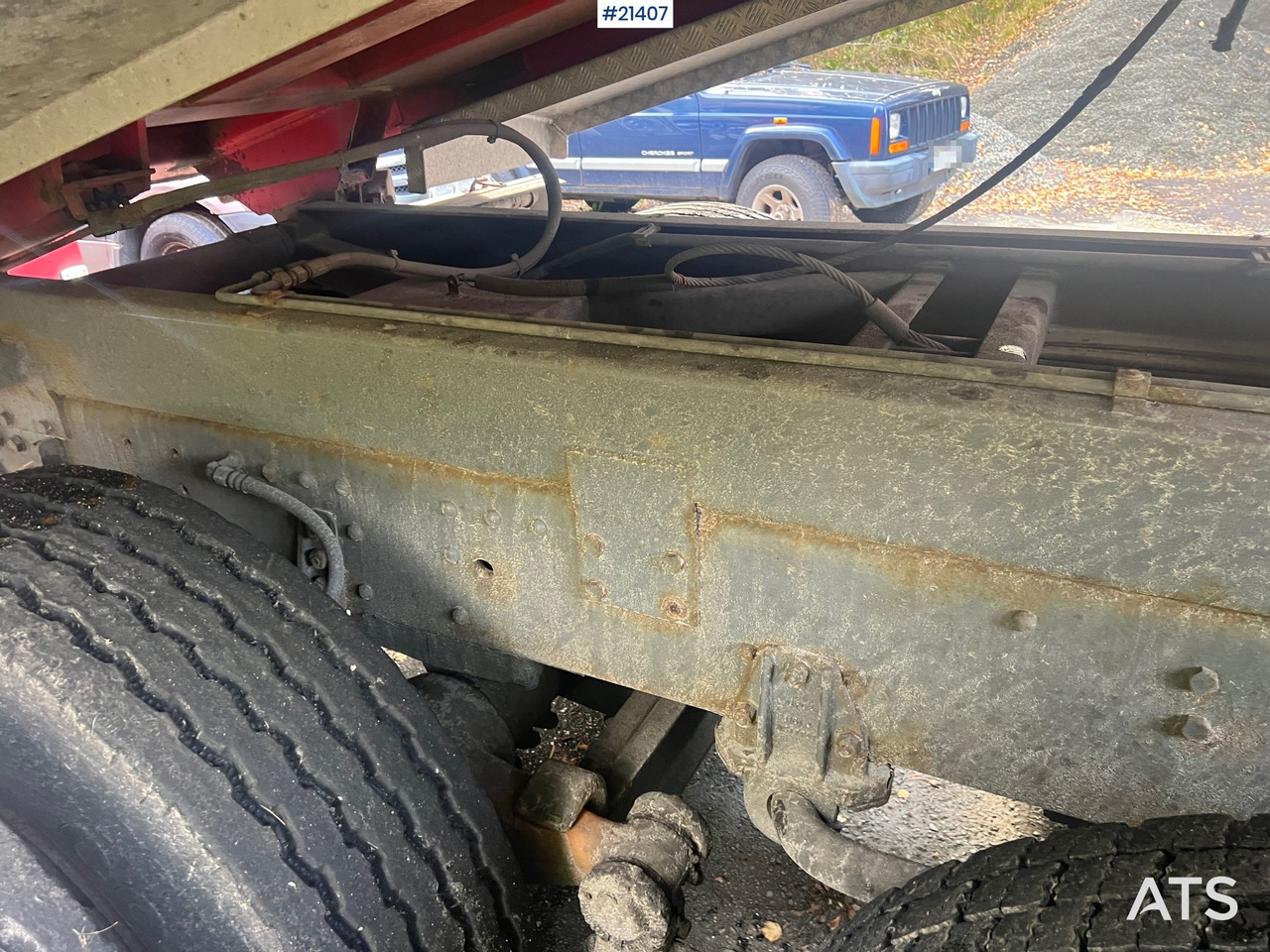 Sklápěč Scania P124G: obrázek 17