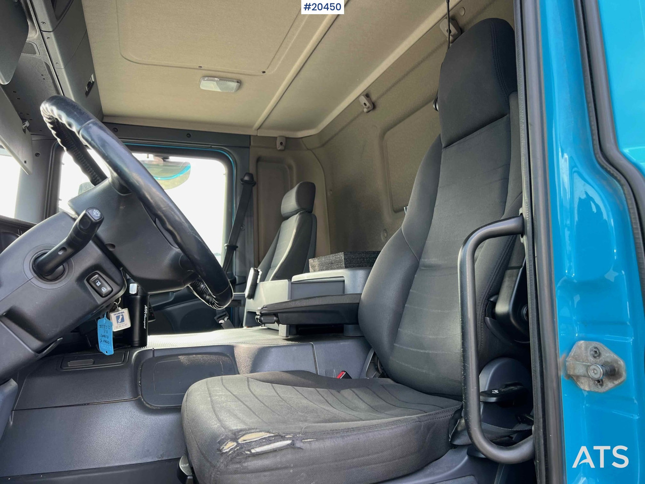 Skříňový nákladní auto Scania P280 4x2 Skapbil m/ lift og full sideåpning. SE VIDEO: obrázek 15