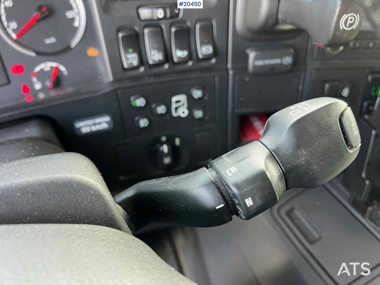 Skříňový nákladní auto Scania P280 4x2 Skapbil m/ lift og full sideåpning. SE VIDEO: obrázek 18