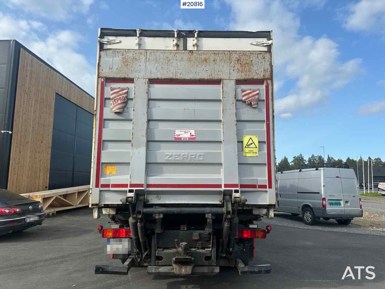 Skříňový nákladní auto Scania R480: obrázek 7