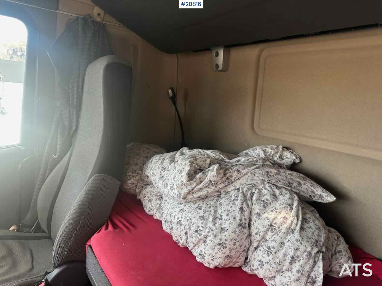 Skříňový nákladní auto Scania R480: obrázek 15