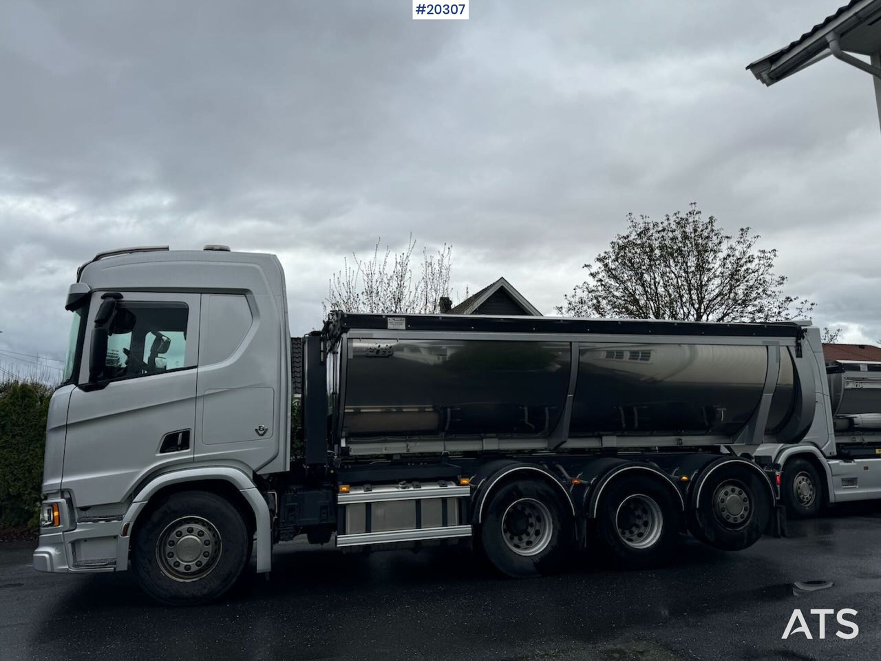 Scania R650 - Technika pro ukládaní asfaltu: obrázek 2 Scania R650 - Technika pro ukládaní asfaltu: obrázek 2