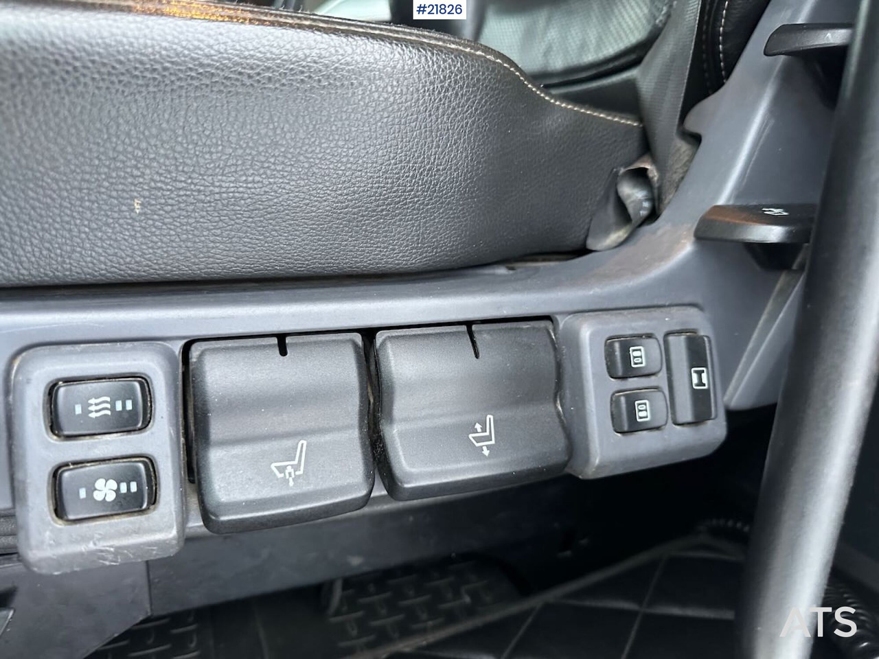 Tahač Scania 2014 Scania R730 6x2 trekkvogn m/ hydraulikk. SE VIDEO.: obrázek 28 Tahač Scania 2014 Scania R730 6x2 trekkvogn m/ hydraulikk. SE VIDEO.: obrázek 28