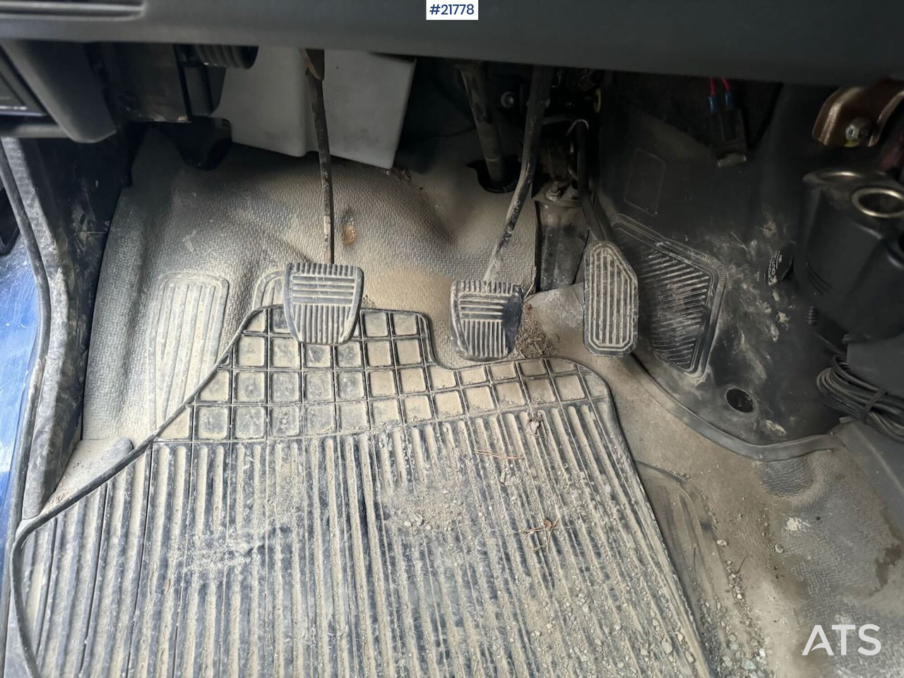 Furgon Toyota HIACE: obrázek 25