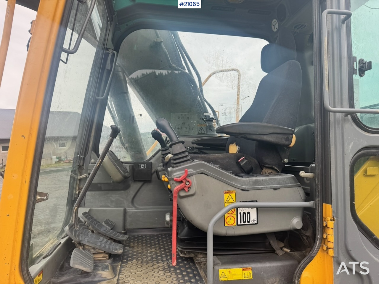 Volvo EC140 BLC leasing Volvo EC140 BLC: obrázek 34