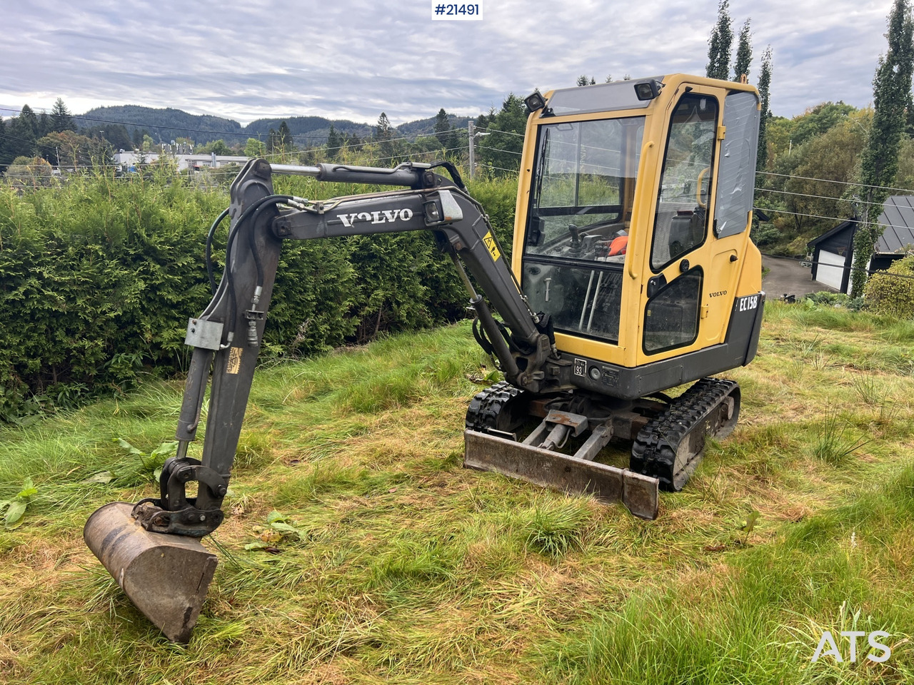 Volvo EC15B - Mini rýpadlo: obrázek 1 Volvo EC15B - Mini rýpadlo: obrázek 1