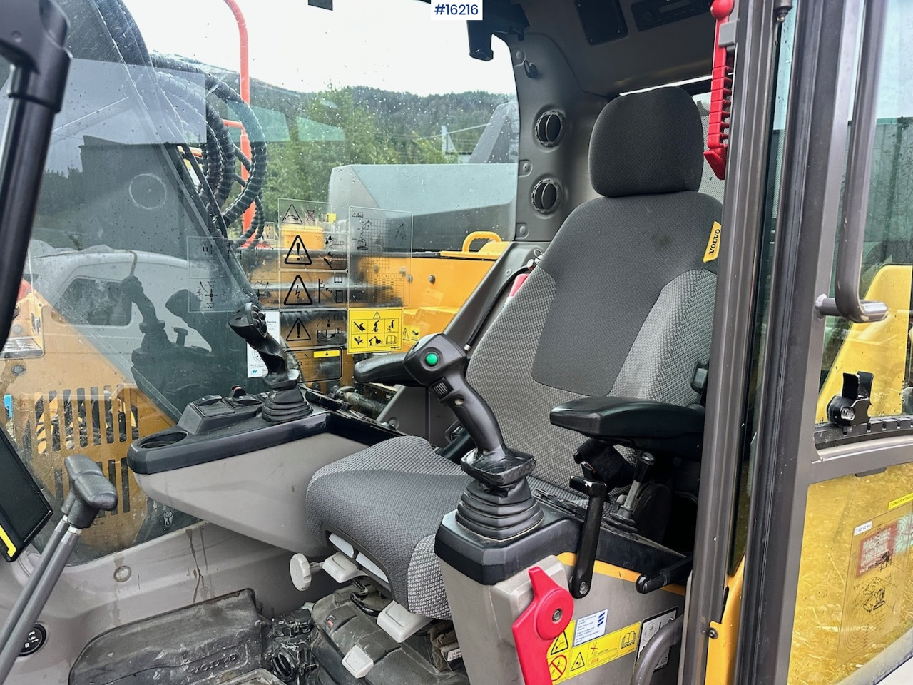 Volvo ECR145 leasing Volvo ECR145: obrázek 32