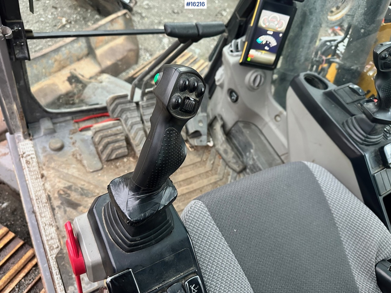 Volvo ECR145 leasing Volvo ECR145: obrázek 37
