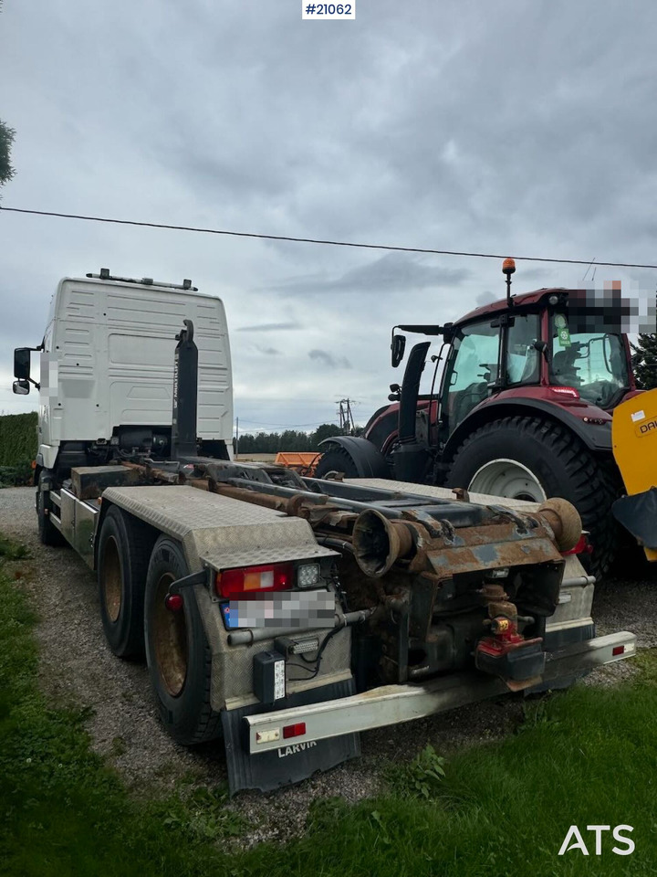 Volvo FH 480 - Hákový nosič kontejnerů: obrázek 4 Volvo FH 480 - Hákový nosič kontejnerů: obrázek 4