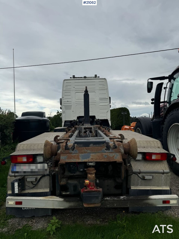 Volvo FH 480 - Hákový nosič kontejnerů: obrázek 3 Volvo FH 480 - Hákový nosič kontejnerů: obrázek 3