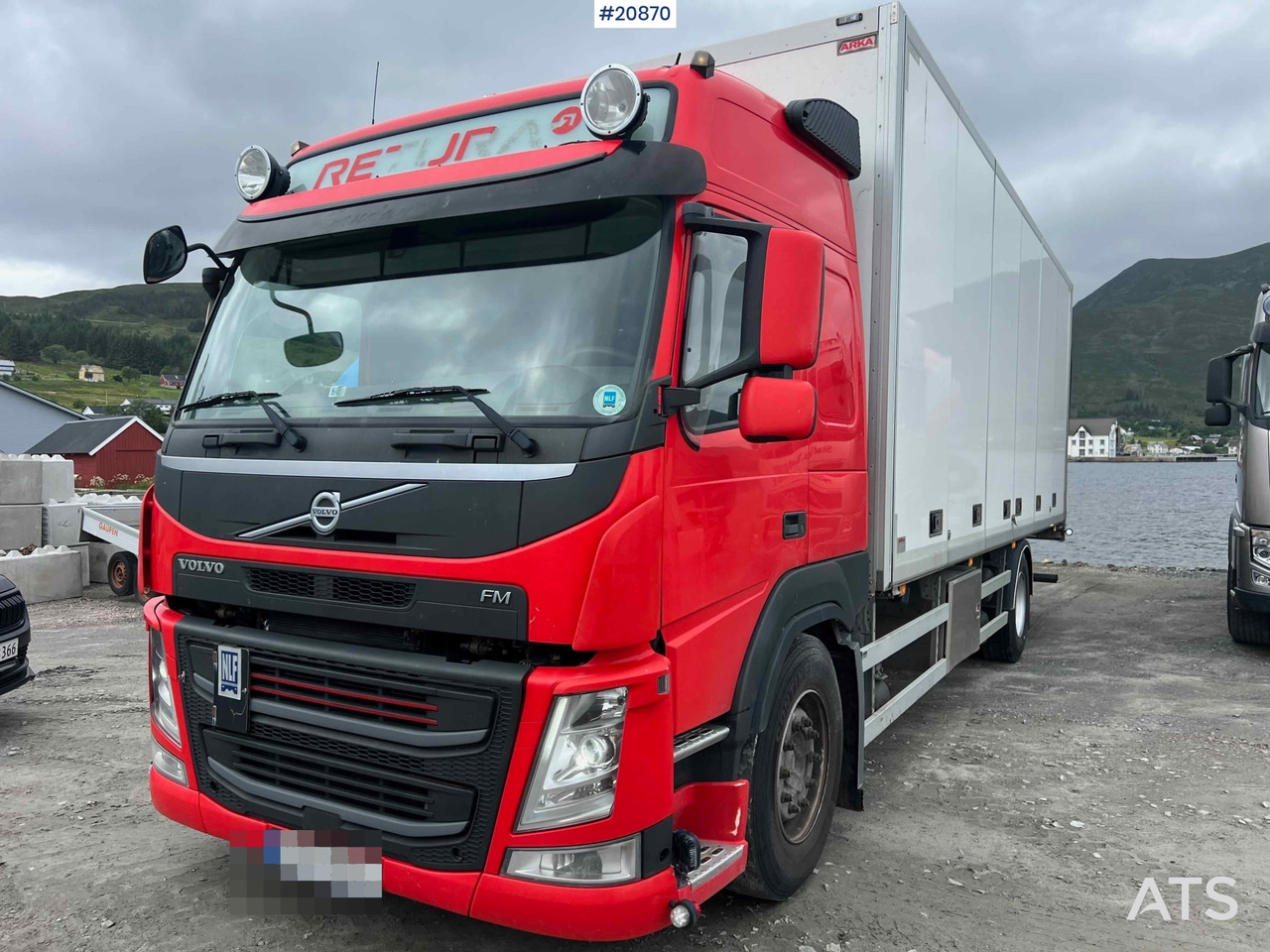 Volvo FM 330 - Skříňový nákladní auto: obrázek 2 Volvo FM 330 - Skříňový nákladní auto: obrázek 2