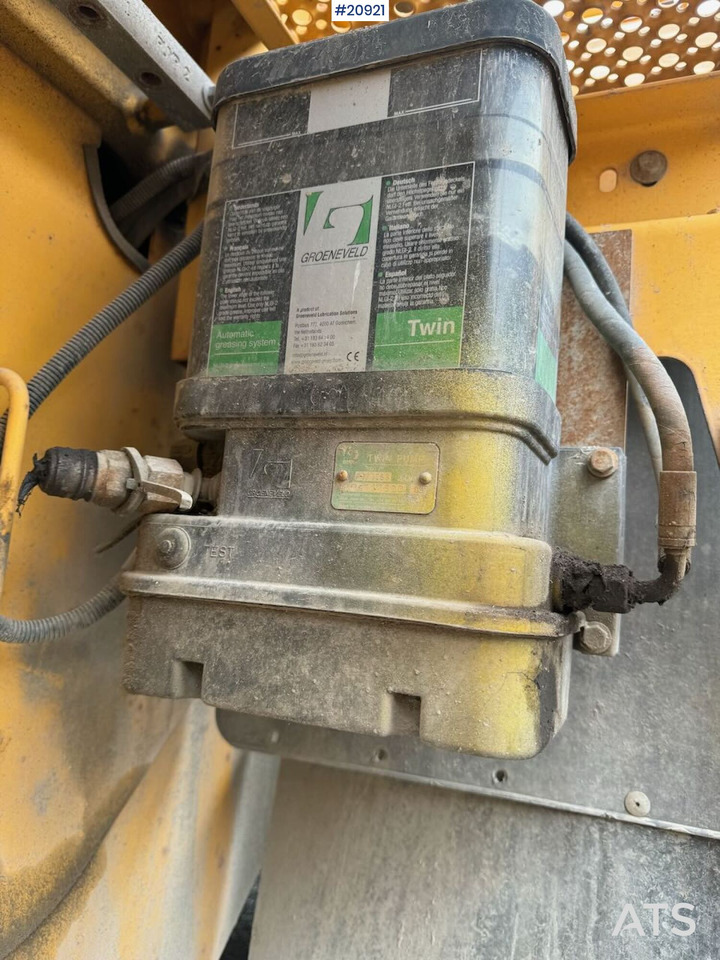 Kolový nakladač Volvo L110F: obrázek 14