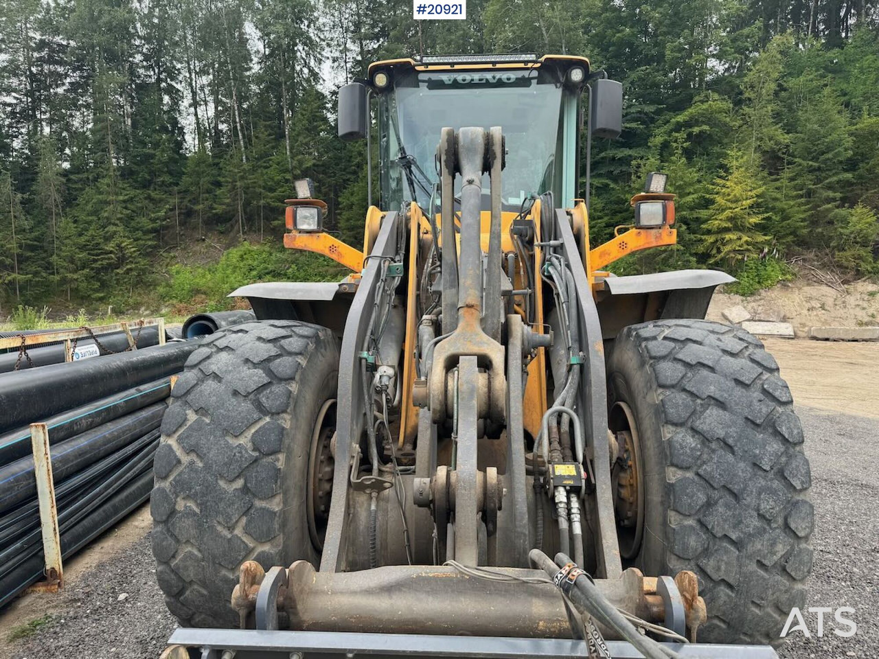 Volvo L110F - Kolový nakladač: obrázek 3 Volvo L110F - Kolový nakladač: obrázek 3