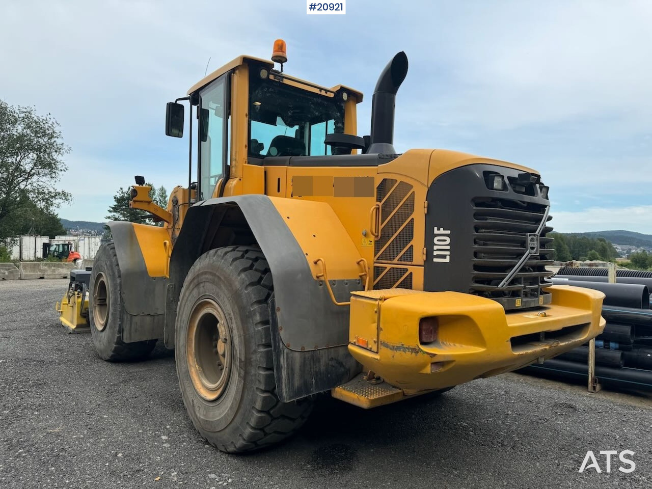 Kolový nakladač Volvo L110F: obrázek 8