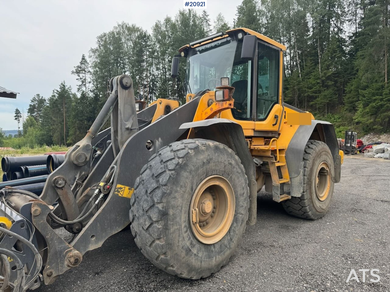 Volvo L110F - Kolový nakladač: obrázek 1 Volvo L110F - Kolový nakladač: obrázek 1