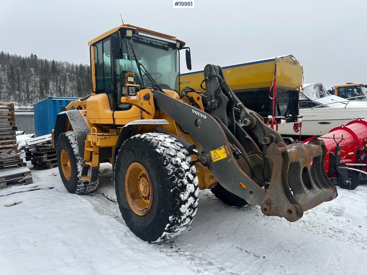 Volvo L90F - Kolový nakladač: obrázek 2 Volvo L90F - Kolový nakladač: obrázek 2